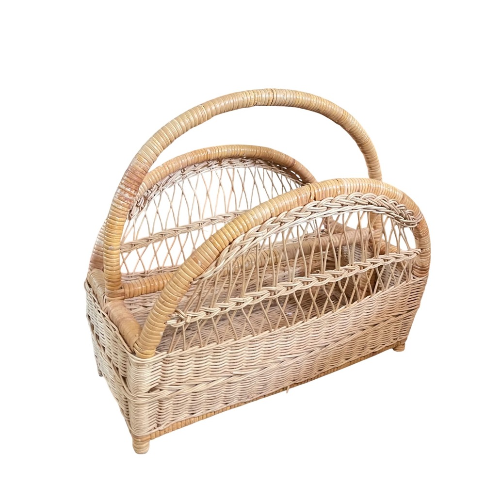 Vtg MCM Wicker Magazine Book Vinyl Record Rack Craft Holder Granny Cottage Boho